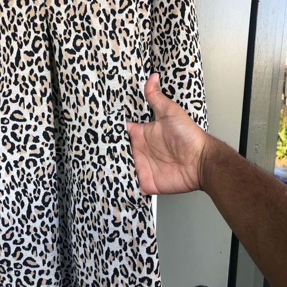 Tyler Böe Leopard Print Cowl Neck 3/4 Sleeve Sweater Dress Size Small, MSRP $153 - Picture 4 of 10